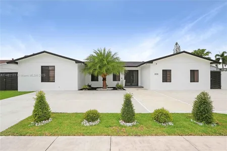 House for Sale at 8240 Sw 204th St, Cutler Bay,  FL 33189