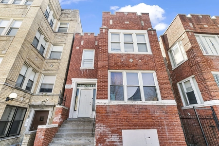 Unit for sale at 3821 W Fillmore Street, Chicago, IL 60624