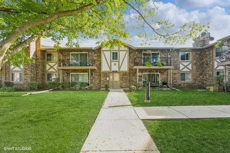 Unit for sale at 9S125 LAKE DR 208, WILLOWBROOK, IL 60527