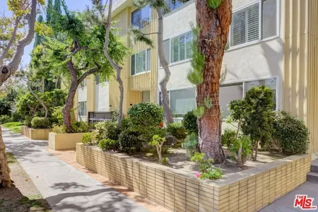 Unit for sale at 165 North Swall Drive, BEVERLY HILLS, CA 90211