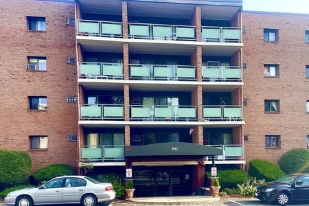 Unit for sale at 881 Broadway, Everett, MA 02149
