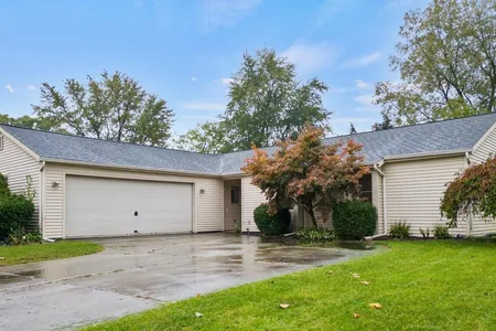 Unit for sale at 1421 Lofton Way, Fort Wayne, IN 46815