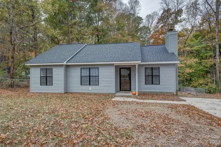 Unit for sale at 6226 Rocklake Drive, Charlotte, NC 28214