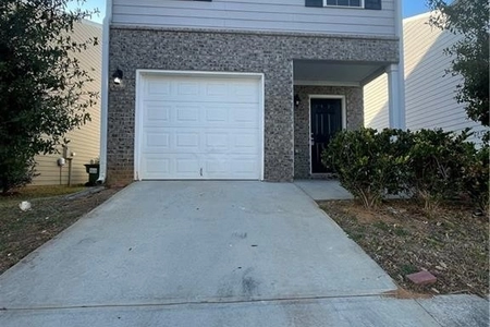 Unit for sale at 2083 Belmont Circle Northeast, Conyers, GA 30012