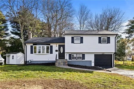 Unit for sale at 25 Kimberly Road, West Hartford, Connecticut 06107