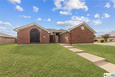 Unit for sale at 512 Aries Avenue, Killeen, TX 76542