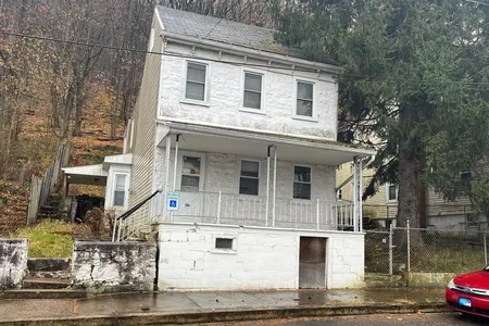 Unit for sale at 134 West Savory Street, POTTSVILLE, PA 17901