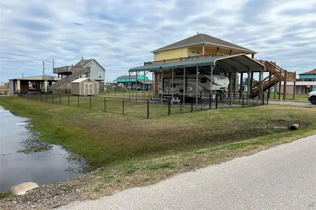 Unit for sale at 942 Sage Road, Crystal Beach, TX 77650