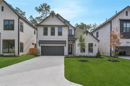 Unit for sale at 18 Honeycomb Ridge Place, The Woodlands, TX 77380