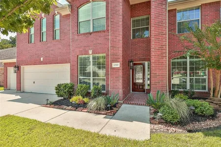 Unit for sale at 1910 Orkney Lane, Conroe, TX 77301