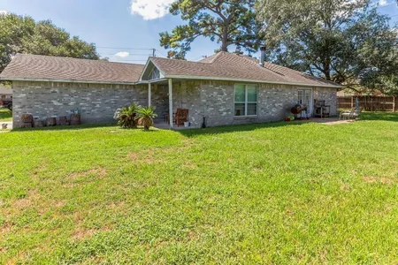 Unit for sale at 20507 Forest Drive, Spring, TX 77388