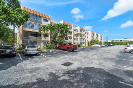 Unit for sale at 2301 NW 41st Ave, Lauderhill, FL 33313