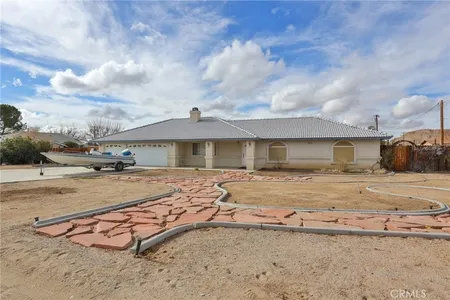 Unit for sale at 15476 Idaho Road, Apple Valley, CA 92307