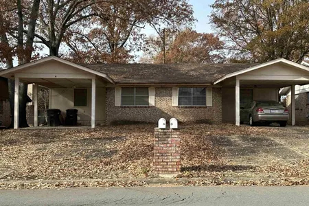 Unit for sale at 8207 East Woodview Drive, Sherwood, AR 72120
