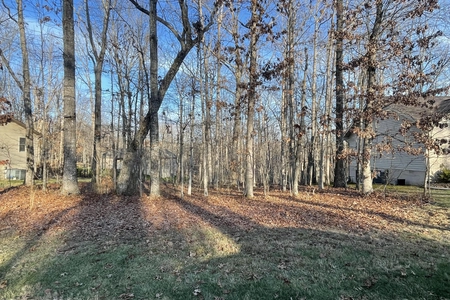 Unit for sale at 131 Glenwood Drive, Fairfield Glade, TN 38558