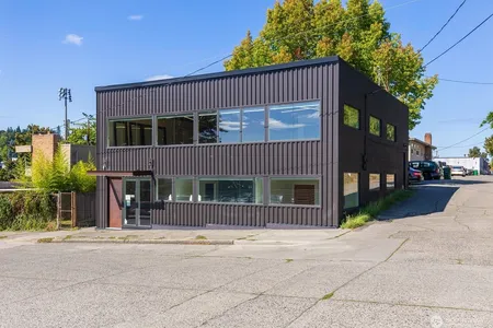 Unit for sale at 3116 West Smith Street, Seattle, WA 98199