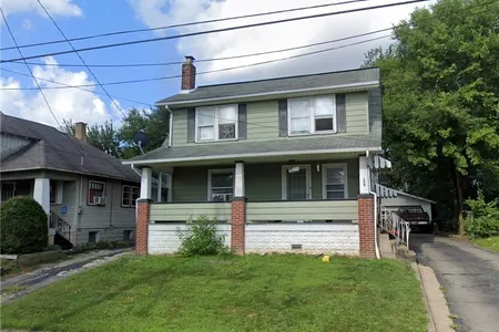 Unit for sale at 178 Manchester Avenue, Youngstown, OH 44509