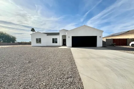 Unit for sale at 15046 South Brook Hollow Road, Arizona City, AZ 85123