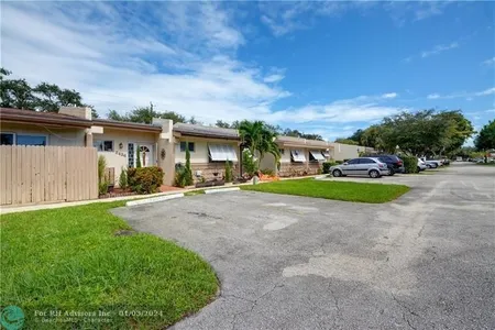 Unit for sale at 2426 North 37th Avenue, Hollywood, FL 33021