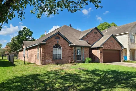 Unit for sale at 18327 Marlin Waters Drive, Humble, TX 77346