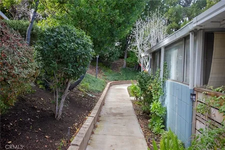 Unit for sale at 26713 Oak Crossing Road, Newhall, CA 91321