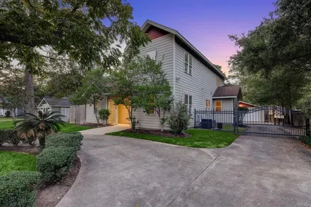 Unit for sale at 838 West 43rd Street, Houston, TX 77018