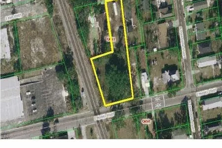 Unit for sale at 100 East Maxwell St Blk, Pensacola, FL 32503