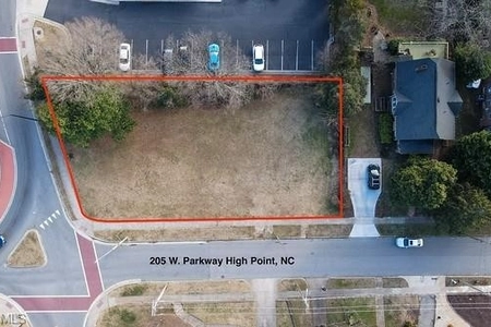 Unit for sale at 205 W Parkway Avenue, High Point, NC 27262