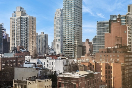 Unit for sale at 401 E 86TH Street, Manhattan, NY 10028