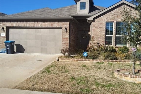 Unit for sale at 921 Nelson Place, Fort Worth, TX 76028
