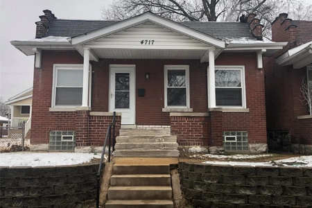 Unit for sale at 4717 Ray Avenue, St Louis, MO 63116
