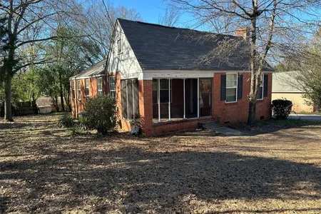Unit for sale at 384 Perry Hill Road, Montgomery, AL 36109