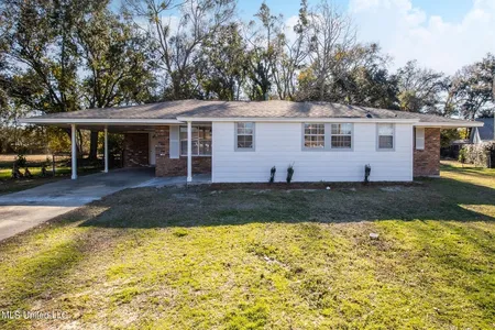 Unit for sale at 111 Charleswood Lane, Long Beach, MS 39560