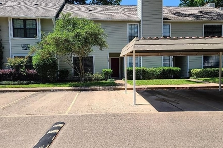 Unit for sale at 14911 Wunderlich Drive, Houston, TX 77069