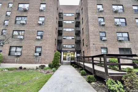 Unit for sale at 213-2 73rd Avenue, Oakland Gardens, NY 11364