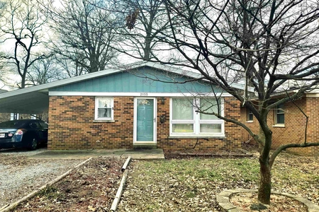 Unit for sale at 2055 Cass Avenue, Evansville, IN 47714