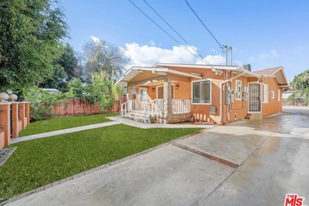 Unit for sale at 317 North Commonwealth Avenue, Los Angeles, CA 90004