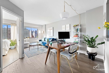Unit for sale at 201 W 21st Street, Manhattan, NY 10011