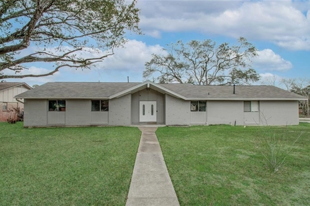 Unit for sale at 406 Shadylawn Street, Shoreacres, TX 77571