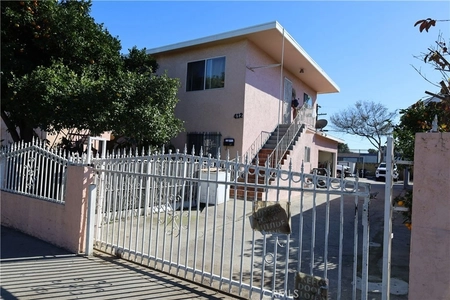 Unit for sale at 412 East 84th Place, Los Angeles, CA 90003