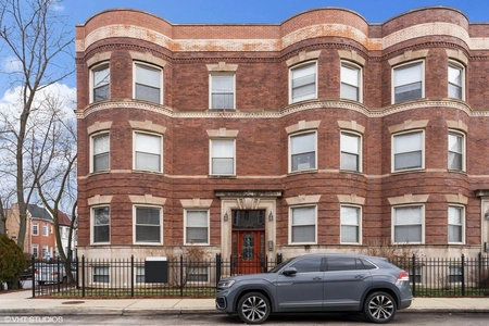 Unit for sale at 536 East 44th Street, Chicago, IL 60653
