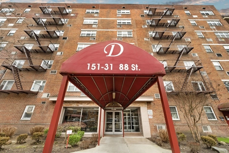 Unit for sale at 151-31 88th Street, Queens, NY 11414