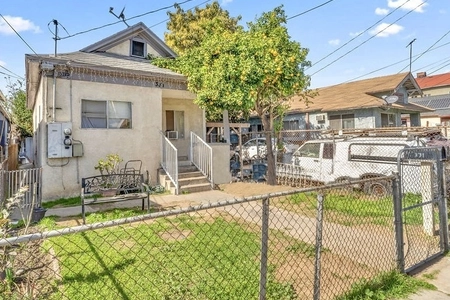Unit for sale at 331 South Pecan Street, Los Angeles, CA 90033