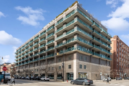 Unit for sale at 910 W Madison Street, Chicago, IL 60607