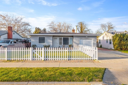 Unit for sale at 927 West Norberry Street, Lancaster, CA 93534