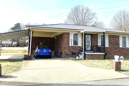 Unit for sale at 112 Highland Heights, Bradford, TN 38316