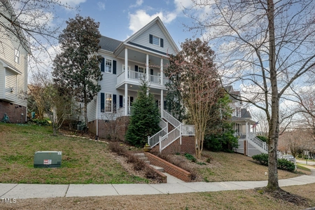 Unit for sale at 214 Glade Street, Chapel Hill, NC 27516
