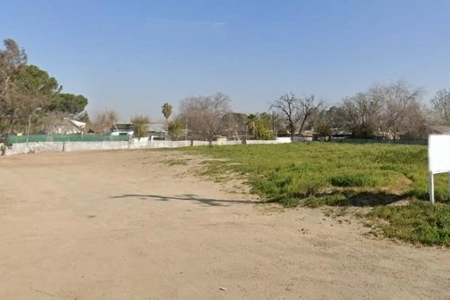 Unit for sale at 1500 Hughes Lane, Bakersfield, CA 93304
