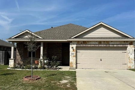 Unit for sale at 15121 Meadow Glen South, Conroe, TX 77306
