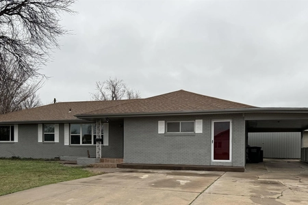 Unit for sale at 1533 Beverly Drive, Enid, OK 73703